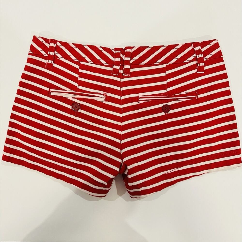 Freestyle Revolution Shorts Red and White Striped Candy Cane Size 3. - Picture 2 of 3